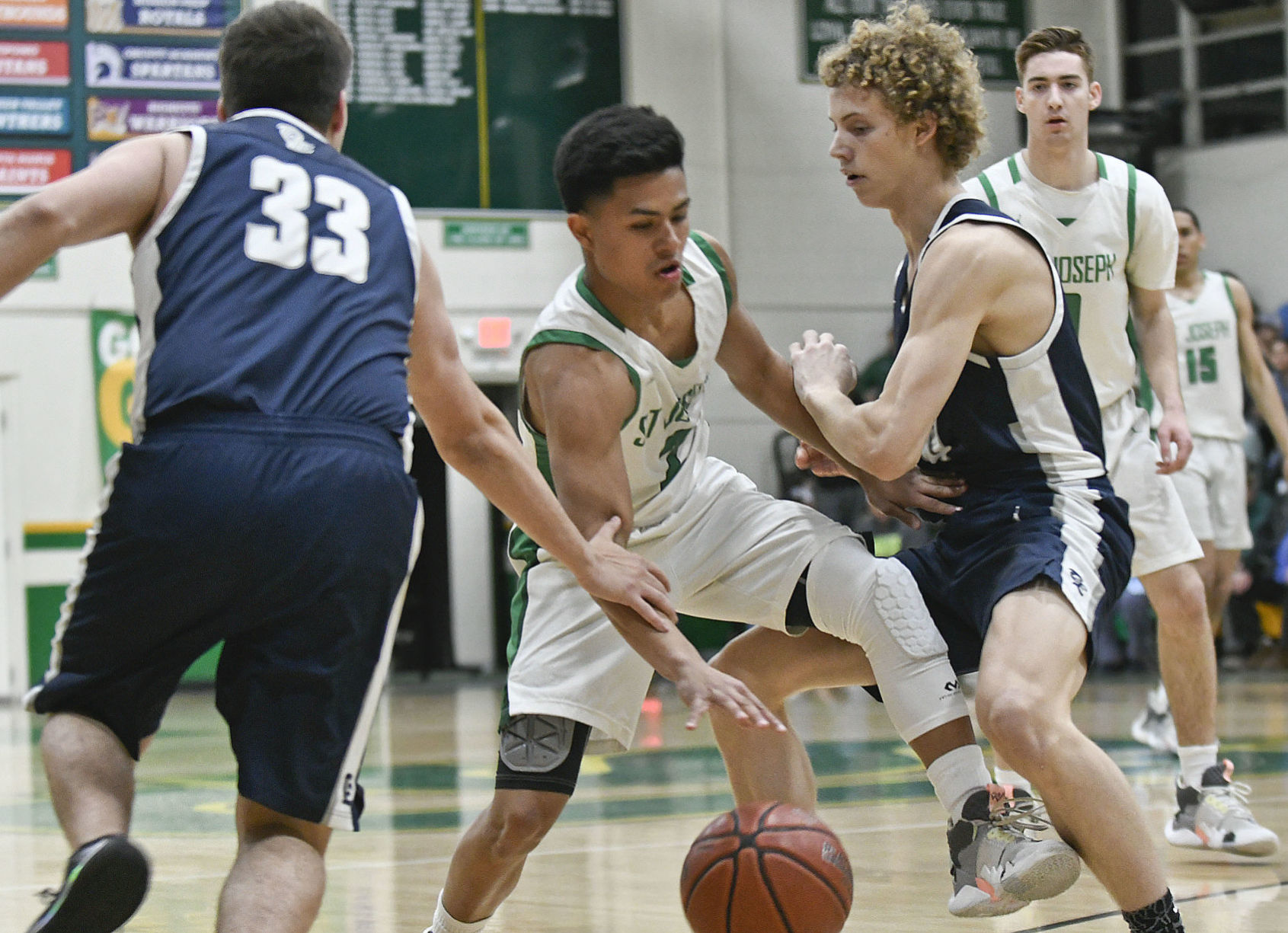 022520 Clovis East SJ basketball 13.jpg